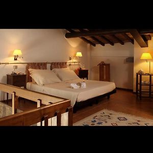 Studio con letto king size